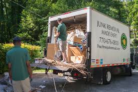 Best Foreclosure Cleanout  in Camn, DE